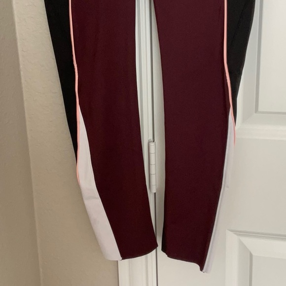 Athleta Velocity Colorblock Capri - Picture 2 of 7